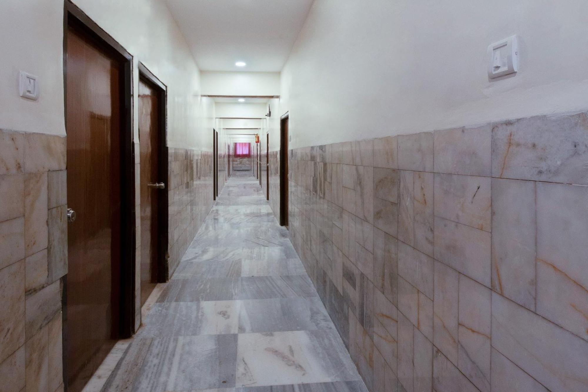 OYO 22907 Hotel Holiday Secundurabad Buitenkant foto